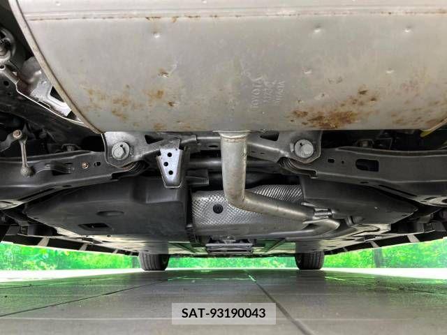 Toyota PRIUS 2017-09 366569-19