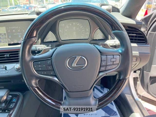 Lexus LS 2018-05 275436-11