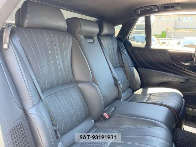 Lexus LS 2018-05 275436-9
