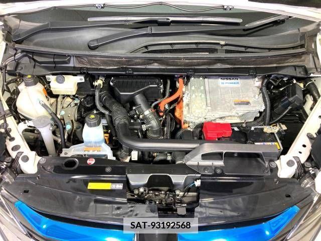 Nissan SERENA 2018-06 348242-19