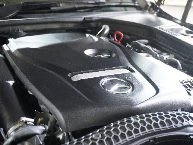 Mercedes Benz C-CLASS 2018-12 21803-8