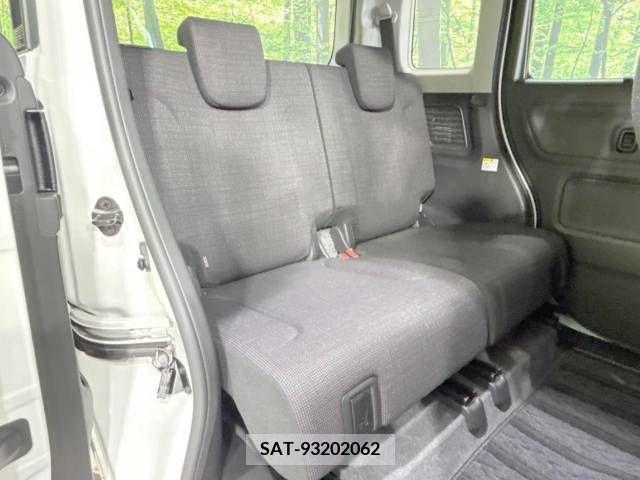 Suzuki SPACIA 2018-11 285646-9