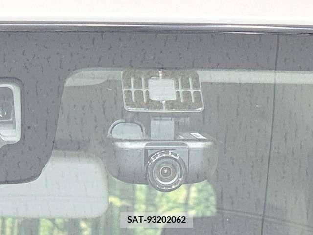 Suzuki SPACIA 2018-11 285646-7