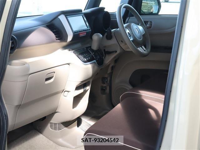 Honda N BOX 2015-06 236267-14