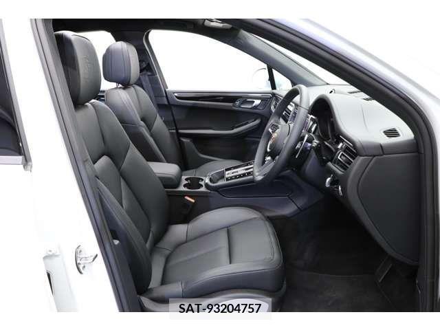 Porsche MACAN 2024-06 366245-8