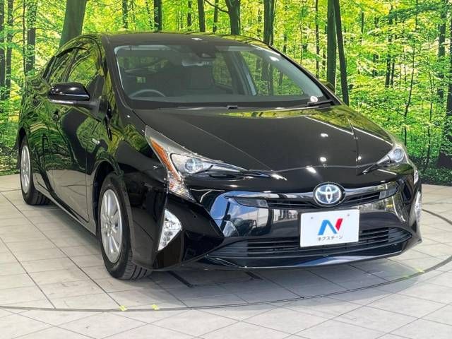 Toyota PRIUS 2017-09 183382-16