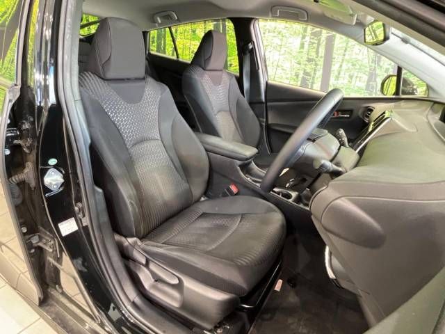 Toyota PRIUS 2017-09 183382-8