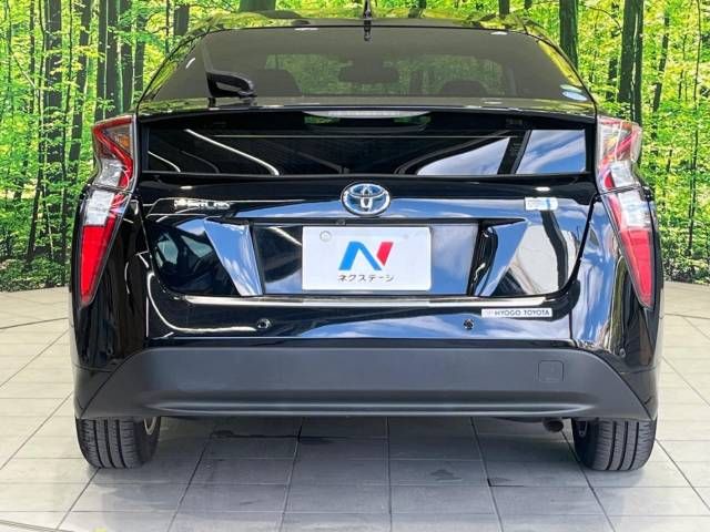 Toyota PRIUS 2017-09 183382-15