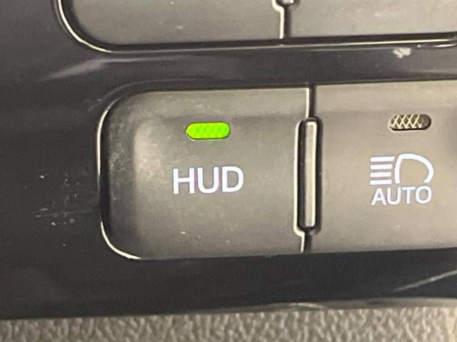 Toyota PRIUS 2017-09 183382-7