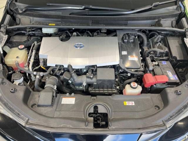 Toyota PRIUS 2017-09 183382-18