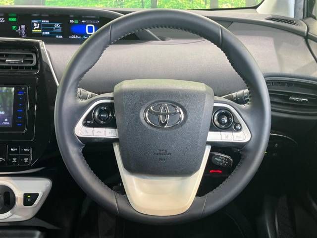 Toyota PRIUS 2017-09 183382-13