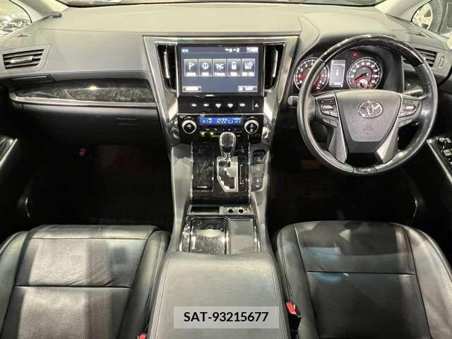 Toyota ALPHARD 2018-03 372613-15