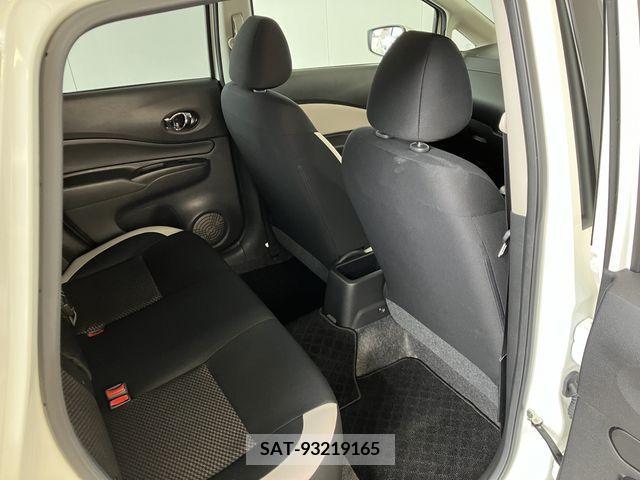 Nissan NOTE 2019-02 328245-18