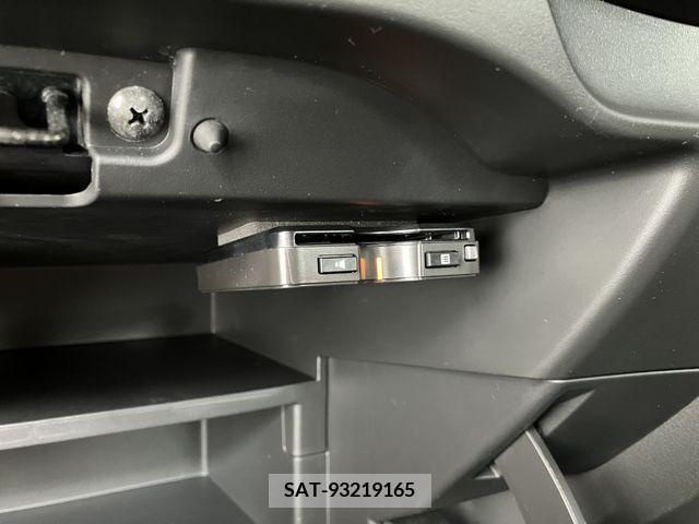 Nissan NOTE 2019-02 328245-15