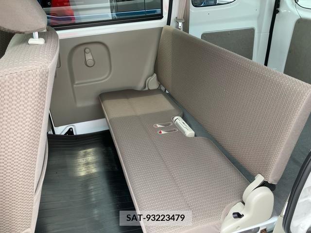 Suzuki EVERY 2023-05 301649-8