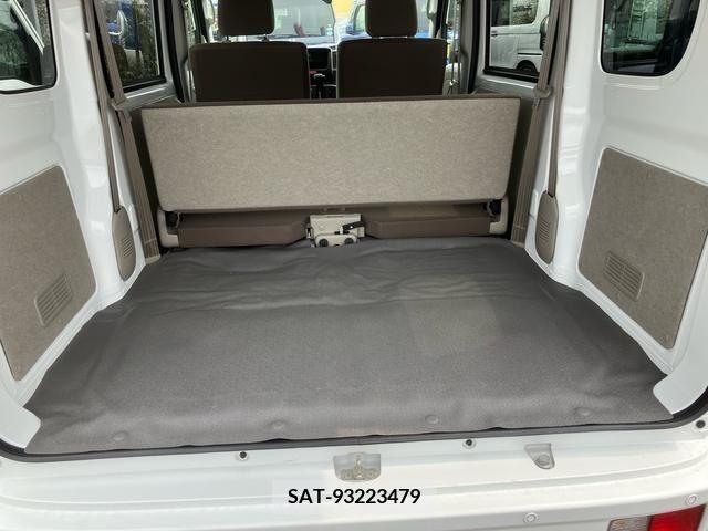 Suzuki EVERY 2023-05 301649-6