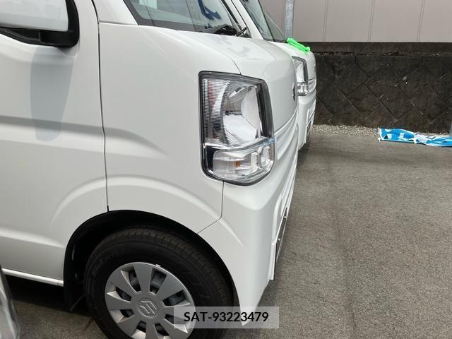 Suzuki EVERY 2023-05 301649-2