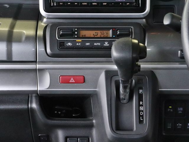 Suzuki SPACIA 2019-02 11103-10