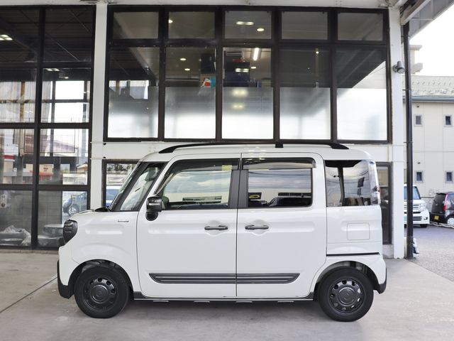 Suzuki SPACIA 2019-02 11103-2
