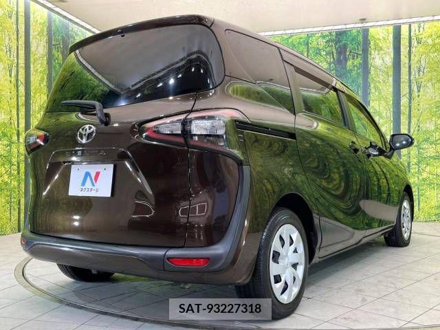 Toyota SIENTA 2016-09 219284-18