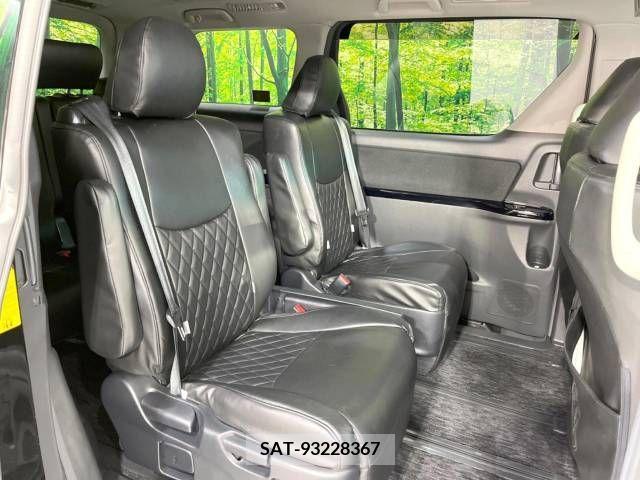 Toyota VELLFIRE 2012-05 215135-9