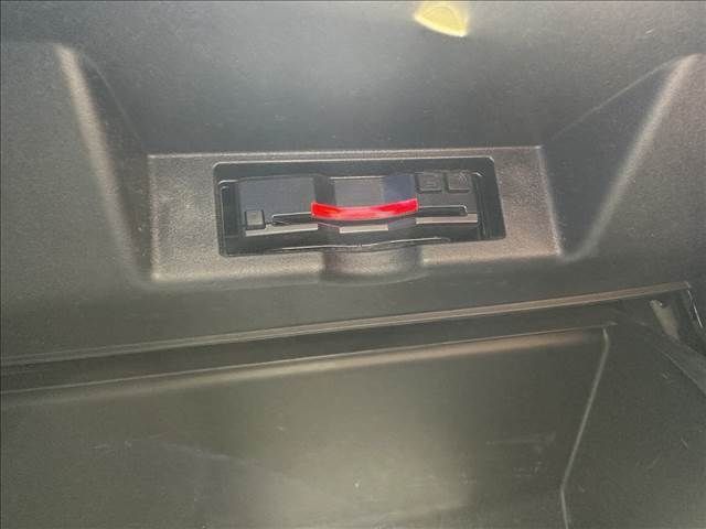 Toyota HARRIER 2015-09 24594-27