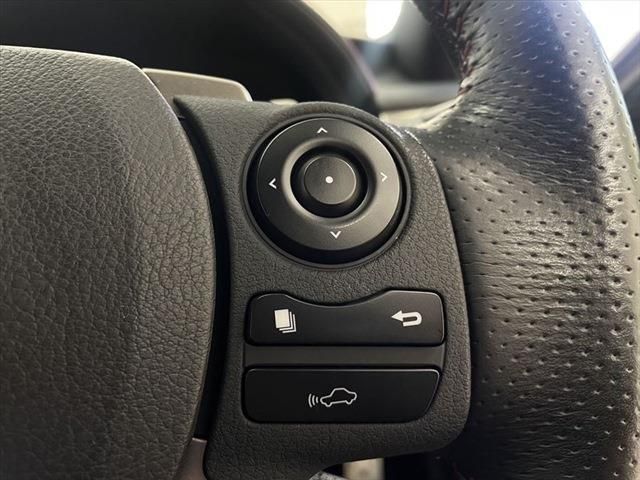 Lexus IS 2013-09 194381-28