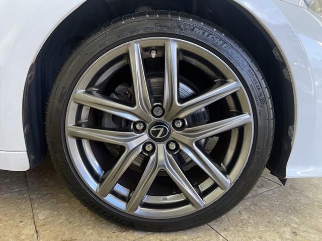 Lexus IS 2013-09 194381-14