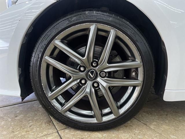 Lexus IS 2013-09 194381-17