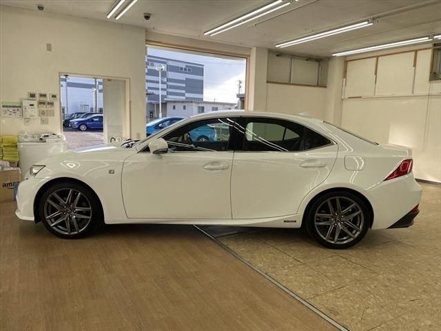 Lexus IS 2013-09 194381-7