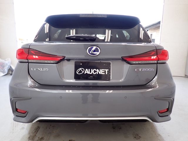 Lexus CT 2022-10 186625-3