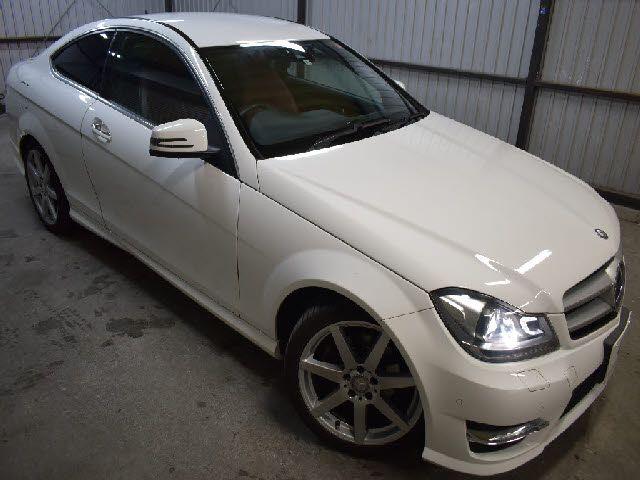 Mercedes Benz C-CLASS 2014-08 5909-22