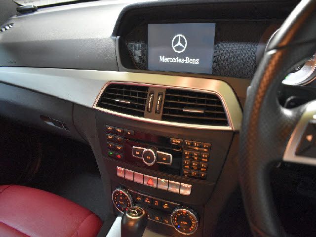 Mercedes Benz C-CLASS 2014-08 5909-9