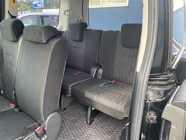 Toyota VOXY 2012-06 3465-5