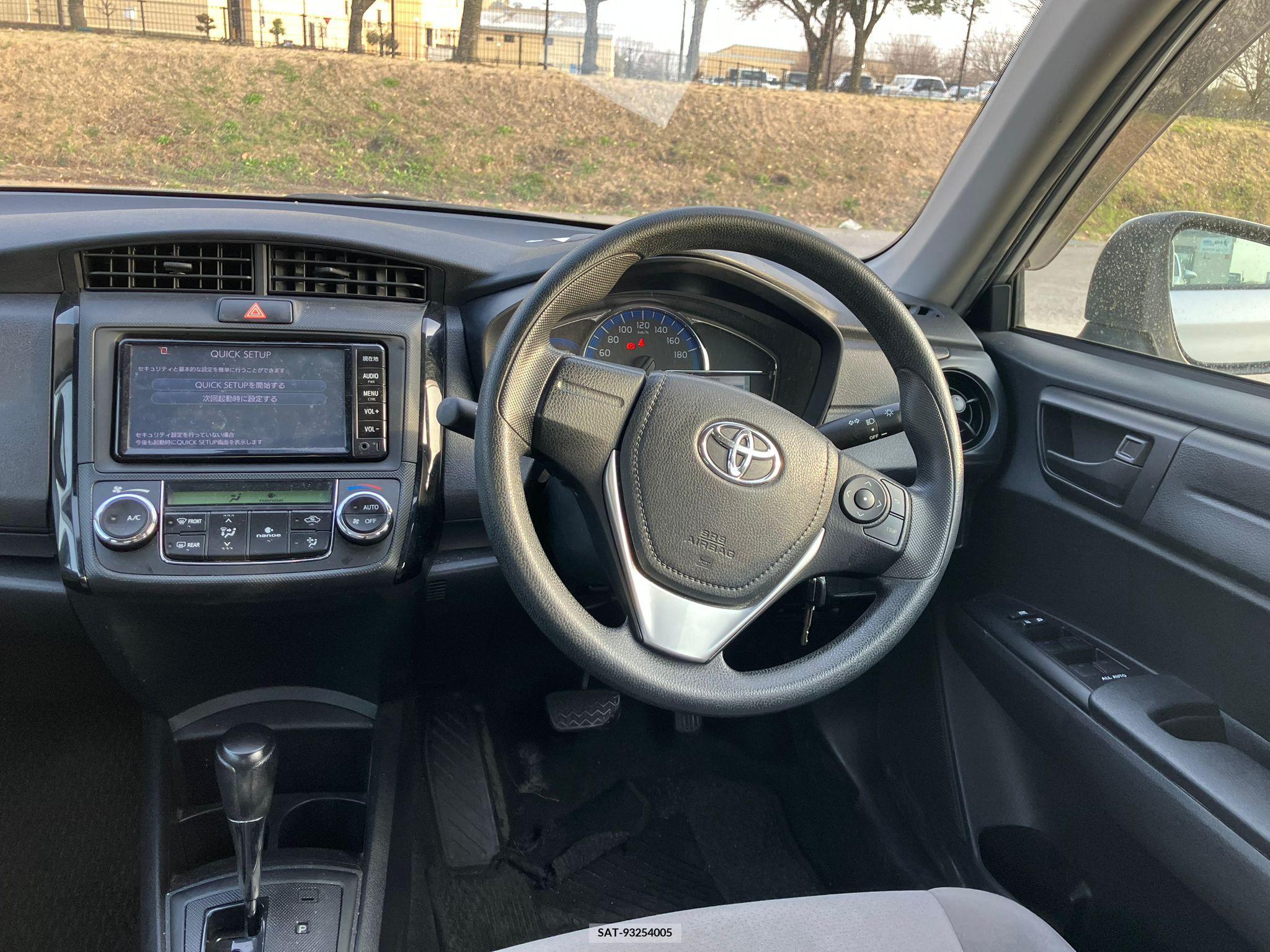 Toyota COROLLA AXIO 2017-03 257763-10