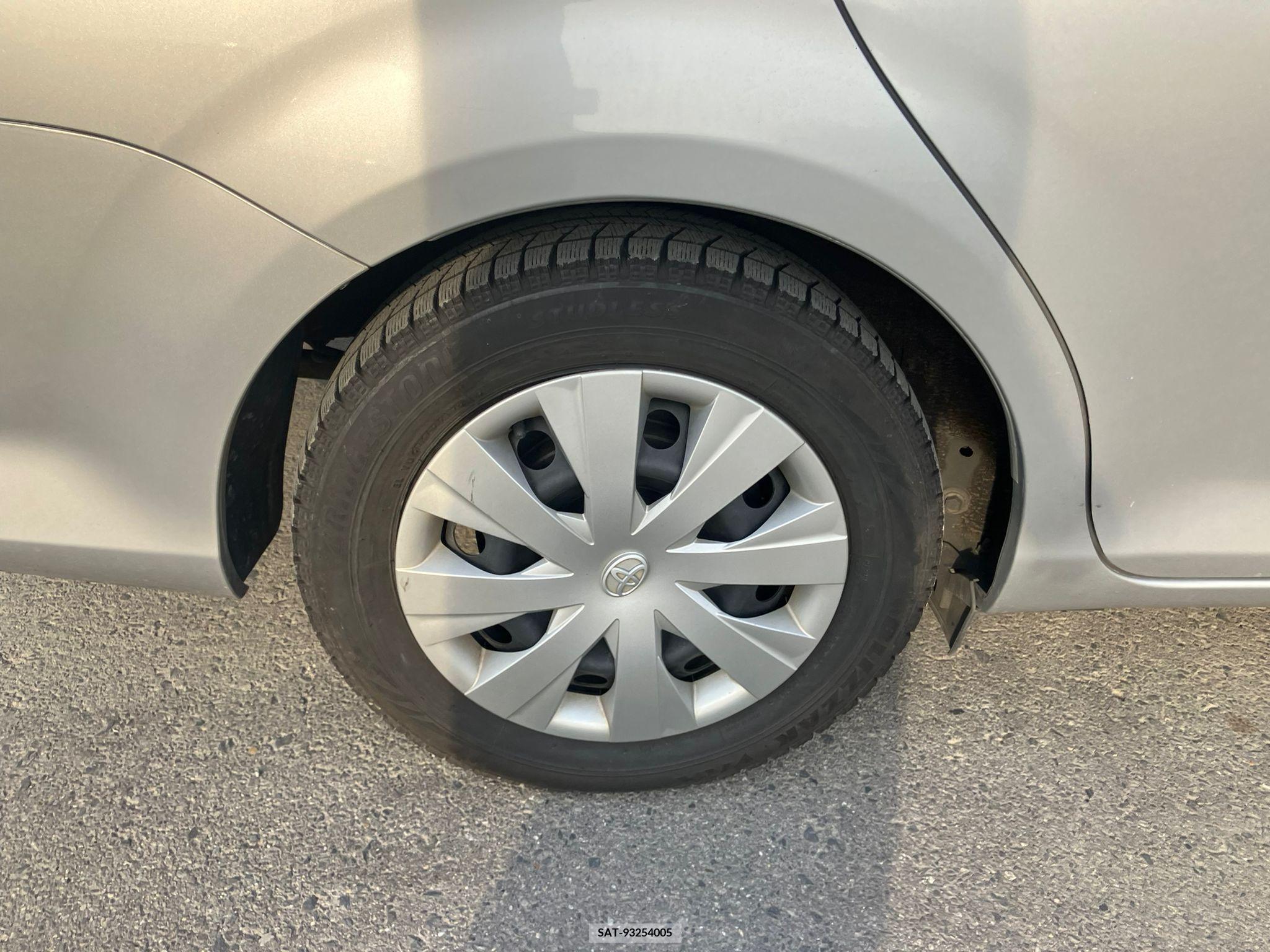Toyota COROLLA AXIO 2017-03 257763-16