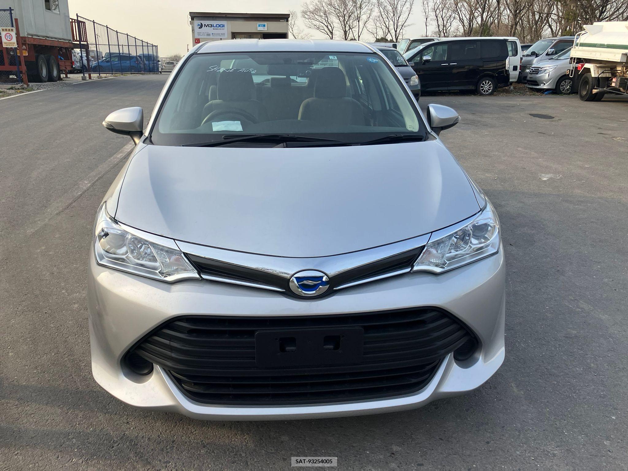 Toyota COROLLA AXIO 2017-03 257763-4