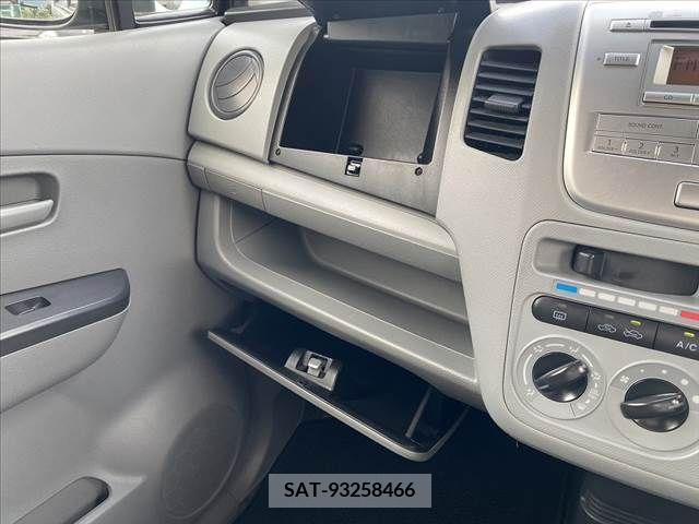 Suzuki WAGON R 2010-06 370962-24