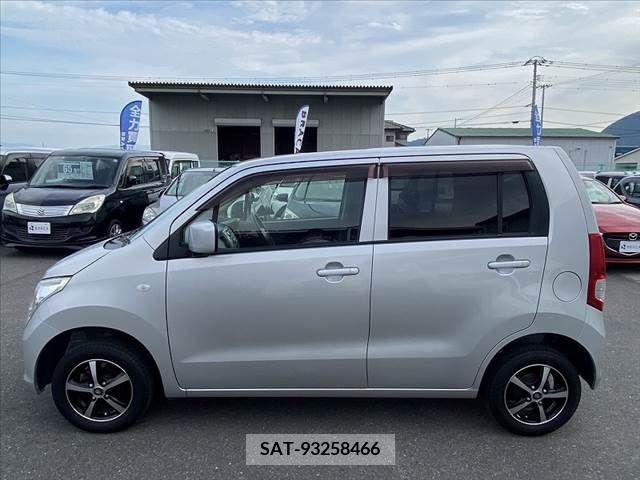Suzuki WAGON R 2010-06 370962-9