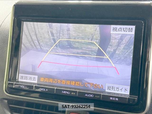 Toyota NOAH 2014-08 321697-5