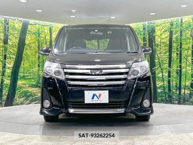 Toyota NOAH 2014-08 321697-14