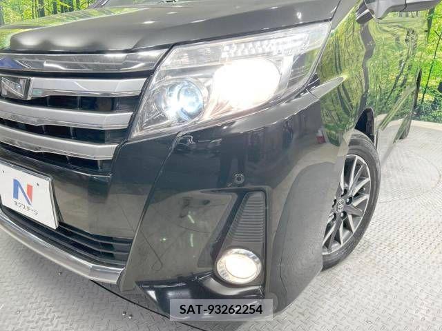 Toyota NOAH 2014-08 321697-12