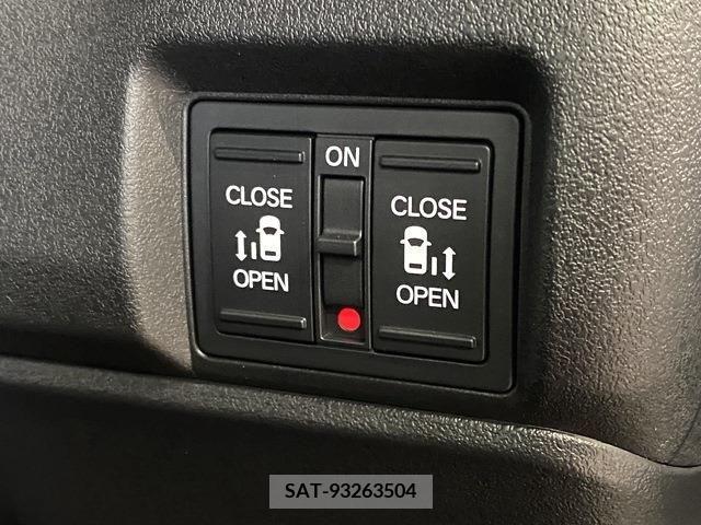 Honda N BOX CUSTOM 2023-11 392751-11