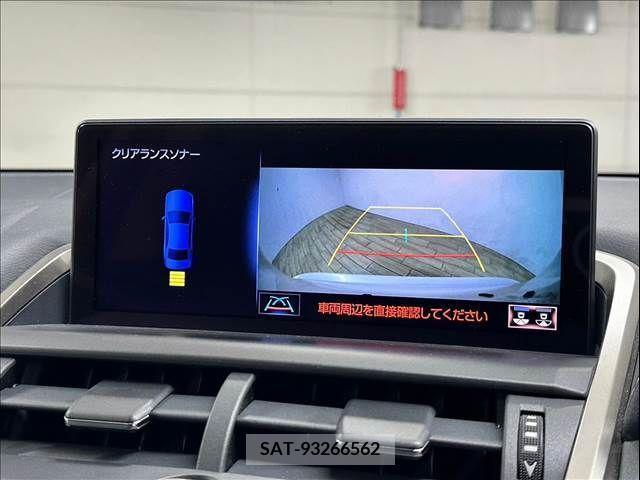 Lexus NX 2018-01 388223-3