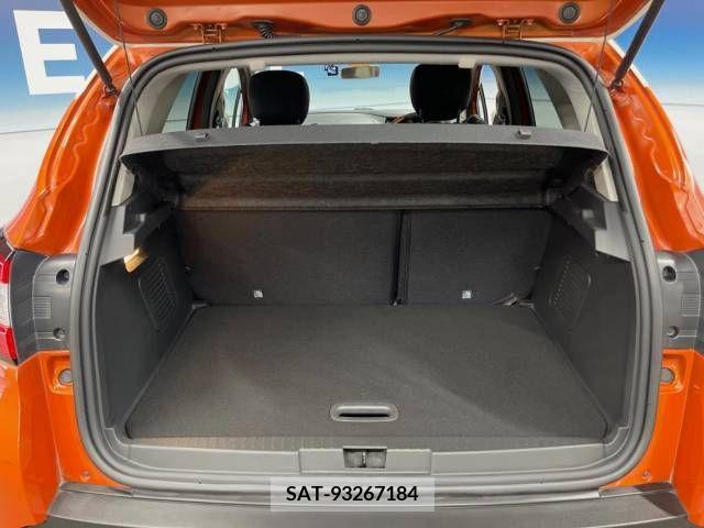 Renault CAPTUR 2015-03 340375-11