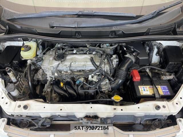 Toyota VOXY 2011-12 256259-19
