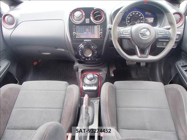 Nissan NOTE 2019-07 242785-1