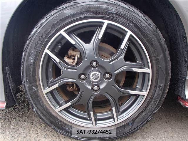 Nissan NOTE 2019-07 242785-10