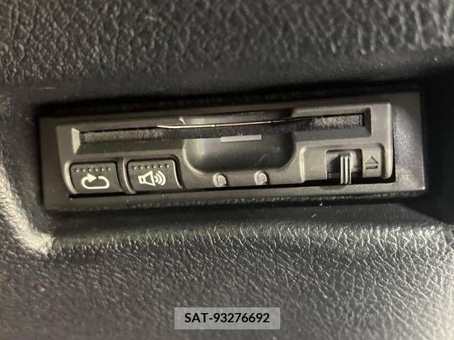 Toyota SIENTA 2017-12 285111-6