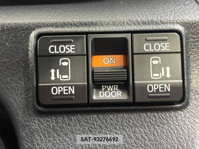 Toyota SIENTA 2017-12 285111-5